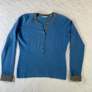 Vince Women’s Sweater Size Large Blue Gray Trim Henley Style (G28)